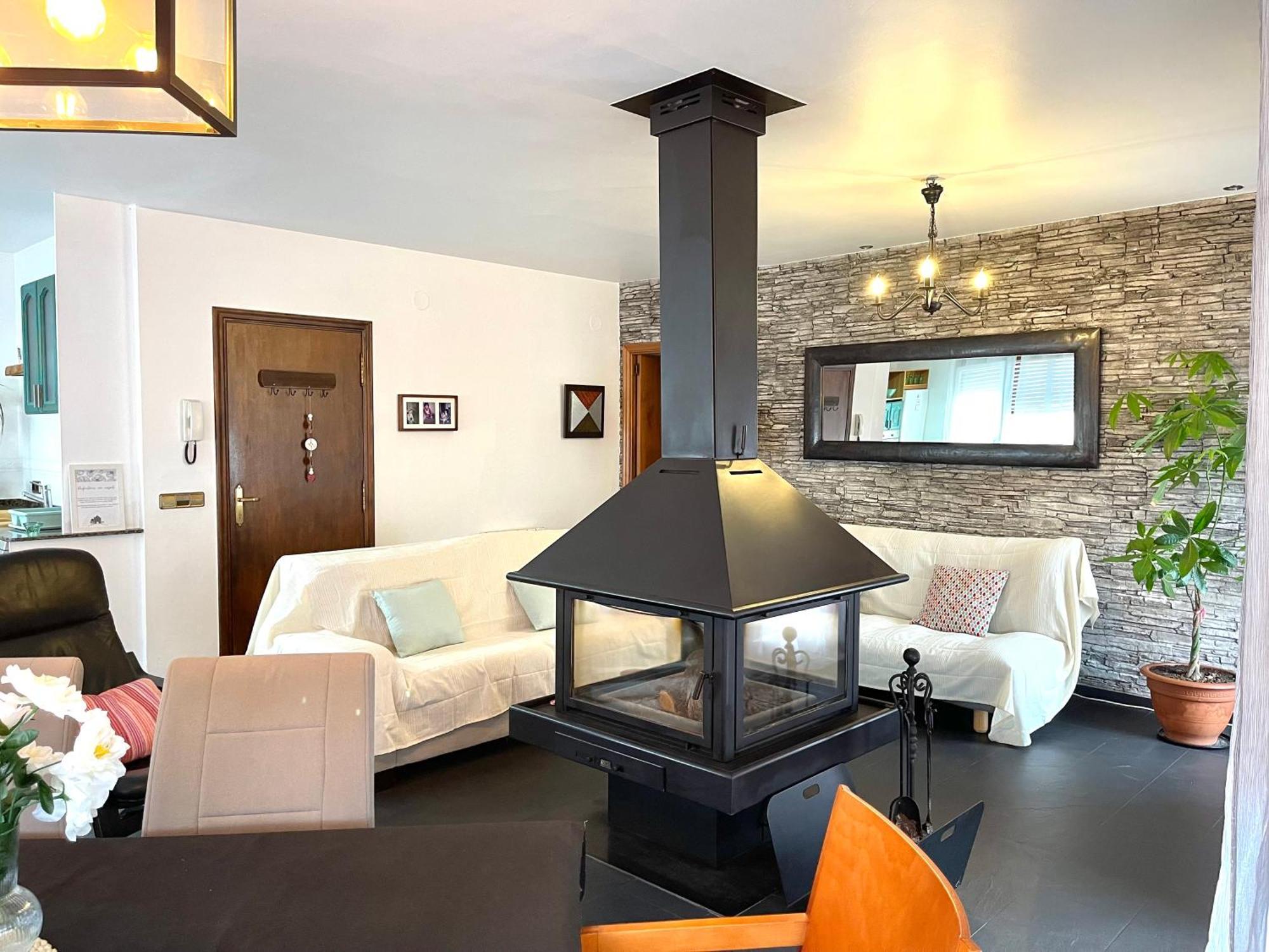 Alojamiento Turistico Casa Ela L'Aldea Exteriör bild
