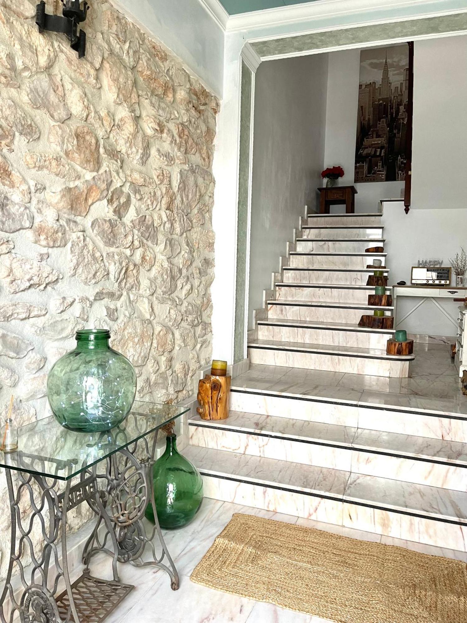 Alojamiento Turistico Casa Ela L'Aldea Exteriör bild